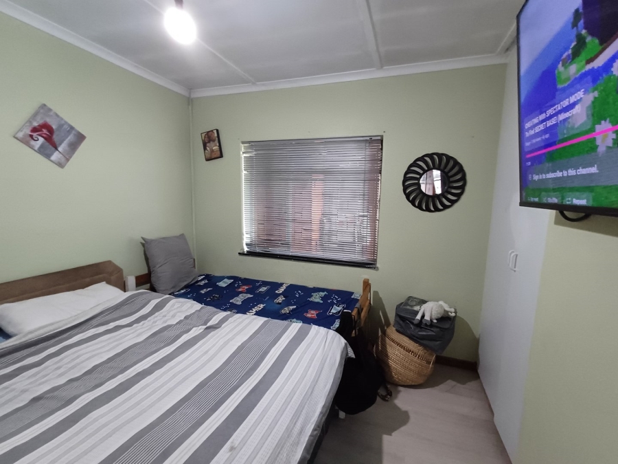 3 Bedroom Property for Sale in Bishop Lavis Western Cape